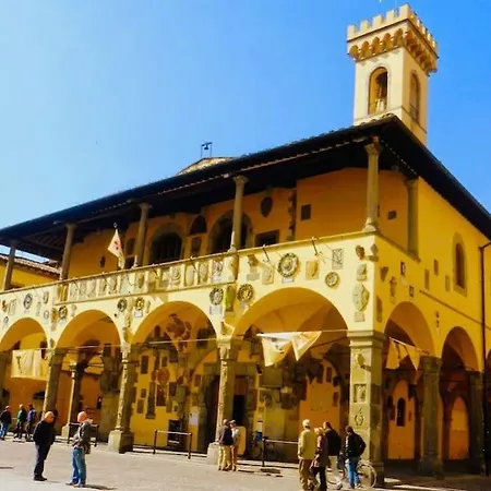 A Duecento Passi- Comfort Nel Cuore Della Toscana Daire