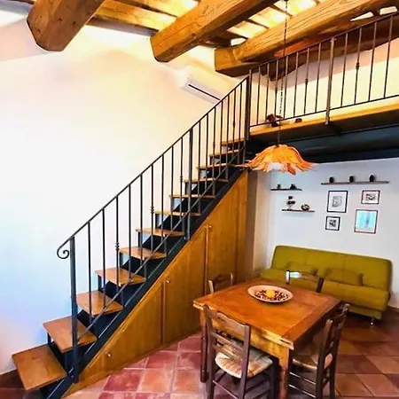 A Duecento Passi- Comfort Nel Cuore Della Toscana